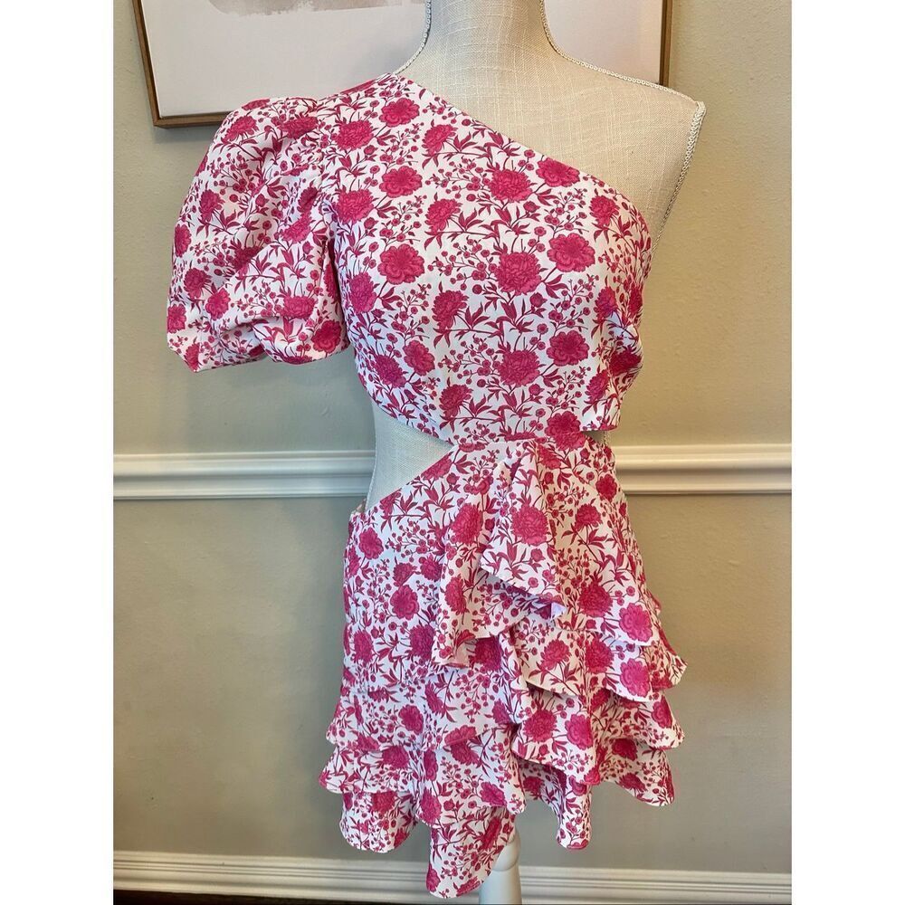 Mergim Revolve Dakota One Shoulder Dress in White & Pink Size 1 Size Small - Picture 2 of 5